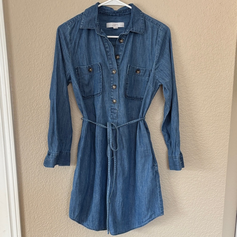 LOFT Blue Denim Long Sleeve Dress 100% cotton size Petite Small